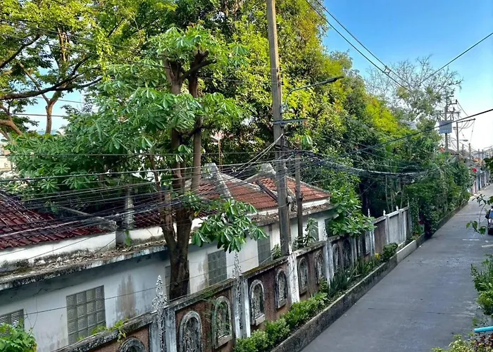 게스트하우스 Charming Bb In Noi With Views 방콕